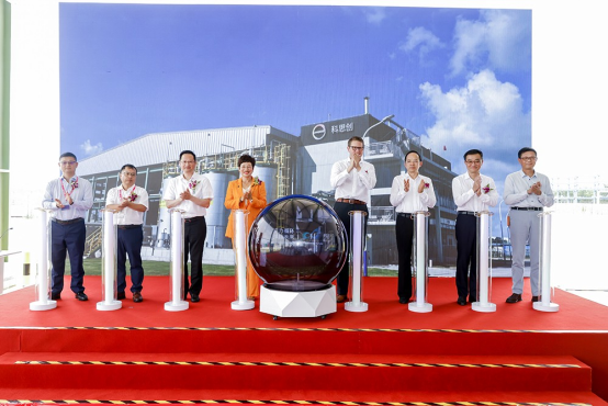 A5 科思創上海彈性體新工廠投產626.png